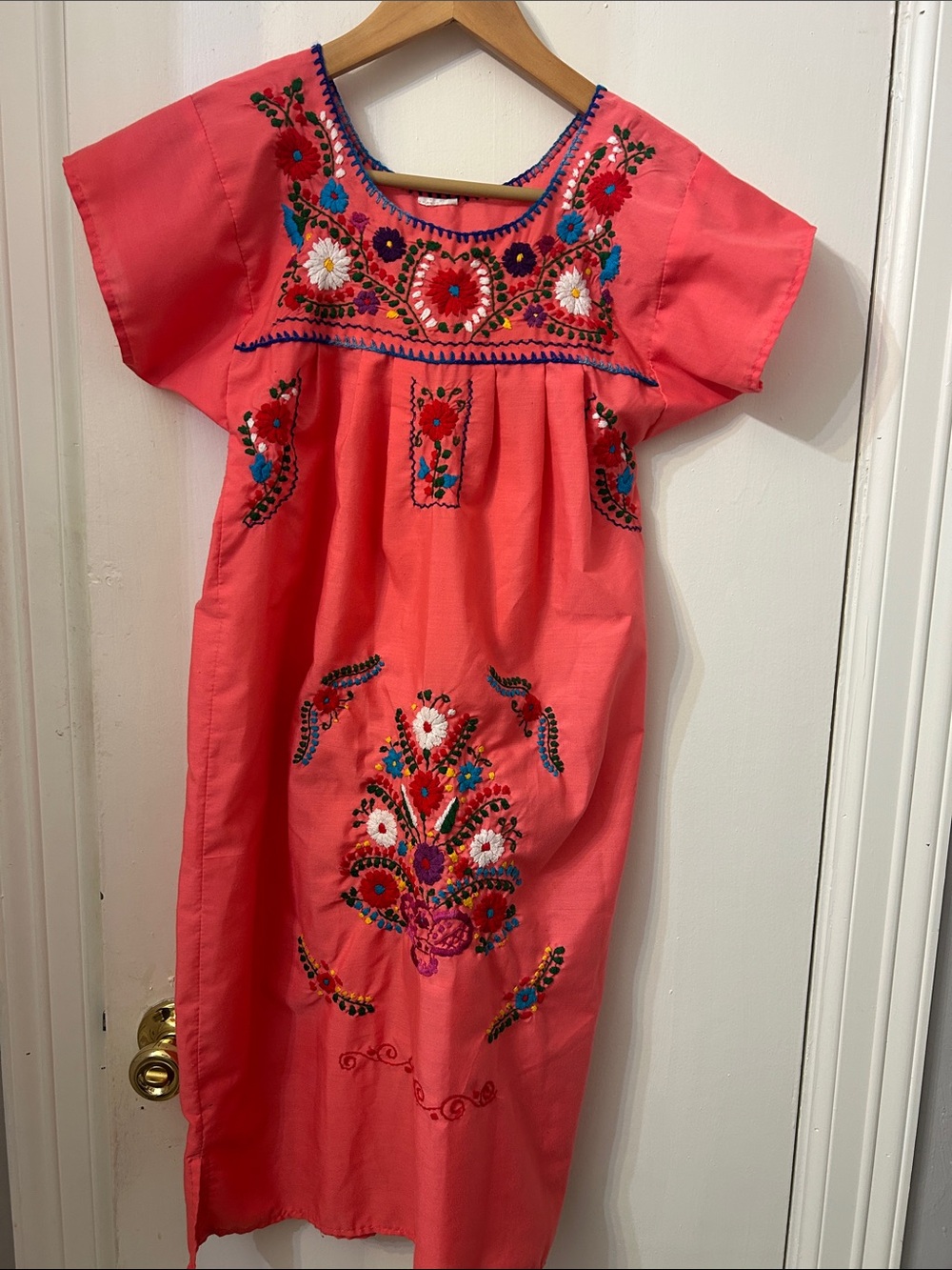 Mexican dress for kid in pink size 12 no tag